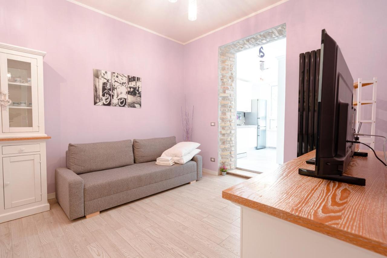 Appia Purple Terrace Apartment In Roma Esterno foto