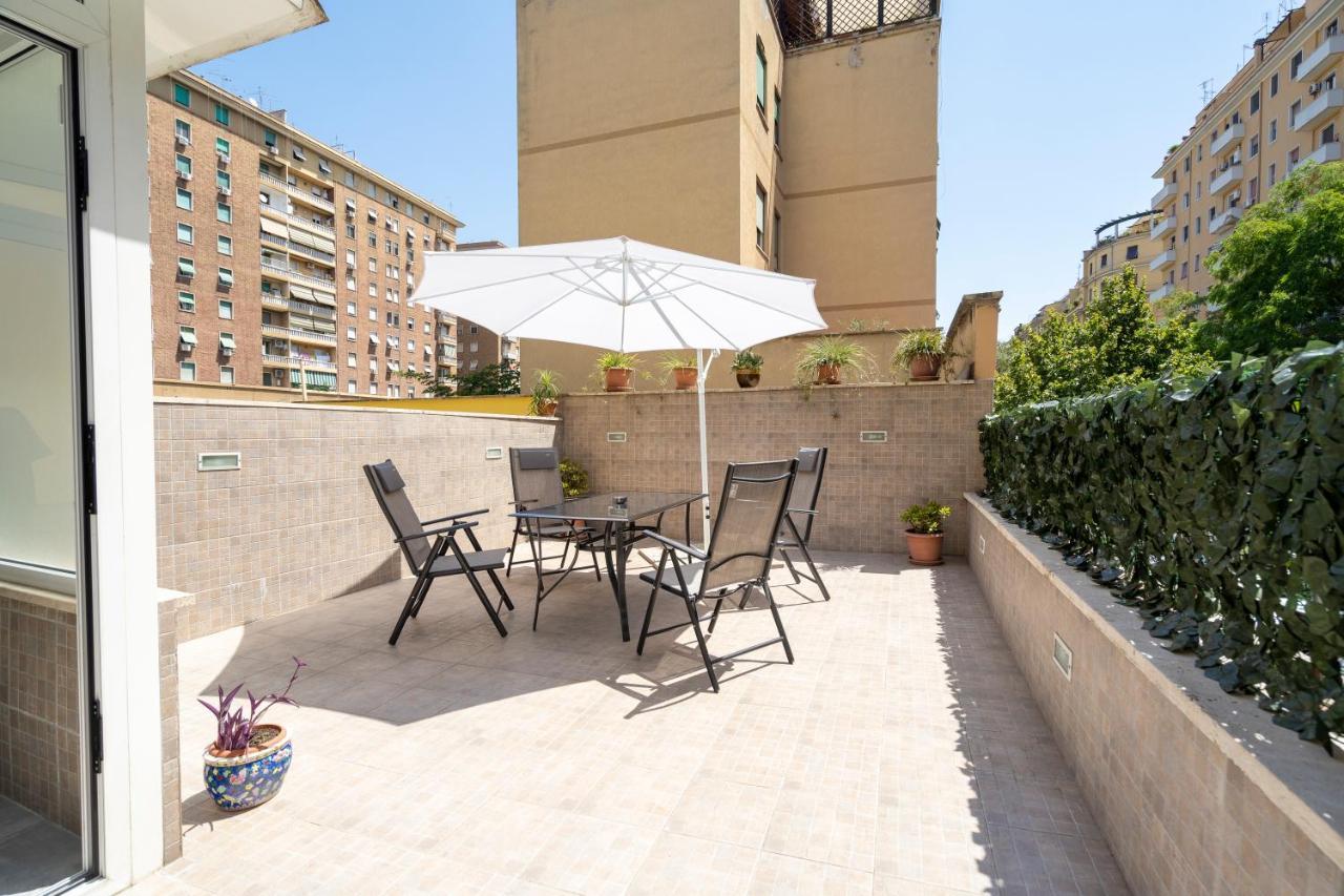 Appia Purple Terrace Apartment In Roma Esterno foto